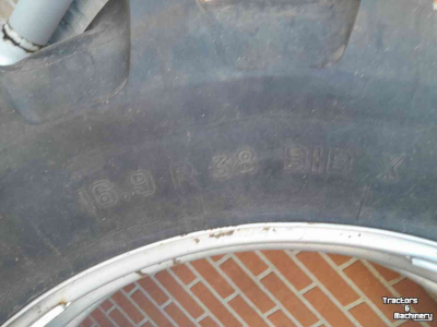 Wielen, Banden, Velgen & Afstandsringen Michelin 16,9r38