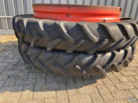 Wielen, Banden, Velgen & Afstandsringen  11.2R48 8 gats velgen