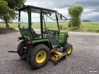 Compact tractor John Deere 855 Diesel met maaidek en cabine