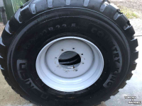 Wielen, Banden, Velgen & Afstandsringen Nokian 650/65R30.5 en 560/60R22.5 gazonbanden