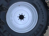 Wielen, Banden, Velgen & Afstandsringen Nokian 650/65R30.5 en 560/60R22.5 gazonbanden