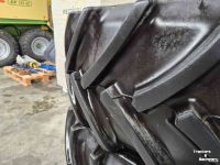 Wielen, Banden, Velgen & Afstandsringen Mitas 540/65R30