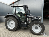 Tractor / Trekker Massey Ferguson 5713-S Dyna-4