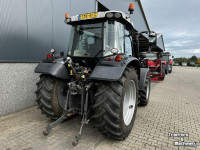 Tractor / Trekker Massey Ferguson 5713-S Dyna-4