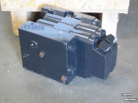 Tractor / Trekker New Holland Midmount ventielenblok - 2 elektrische ventielen - CNH - 84230200 / 47433959