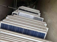 Overige machines en toebehoren voor werkplaats en erf  Zonnepanelen en omvormers