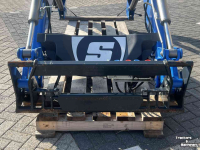 Front-laders / Frontlader / Voorlader Stoll Schwinge Profiline FZ43-27.1 New Holland paint