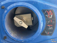 Front-laders / Frontlader / Voorlader Stoll Schwinge Profiline FZ43-27.1 New Holland paint