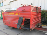 Blokkendoseerwagen Schuitemaker Amigo 30S blokkenwagen blokkendoseerwagen voerkar voerwagen messenwals