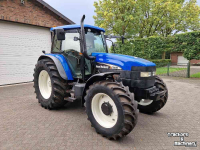 Tractor / Trekker New Holland TM130