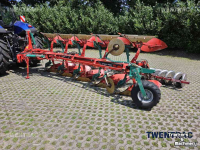 Ploegen Kverneland LB KKLB-100-300 Wentelploeg met vorenpakker