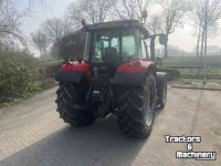 Tractor / Trekker Massey Ferguson 5713 SL Dyna-6 EFF Tractor