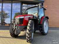 Tractor / Trekker Massey Ferguson 5711M Dyna- 4 met kruipbak en Trimble voorbereid