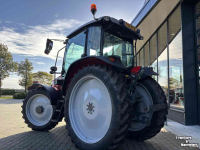 Tractor / Trekker Massey Ferguson 5711M Dyna- 4 met kruipbak en Trimble voorbereid
