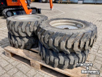 Wielen, Banden, Velgen & Afstandsringen Weidemann BKT + Trelleborg 27x8.50-15 Banden