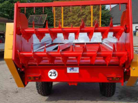 Mestverspreider / Stalmeststrooier  Mestverspreider 4 Ton