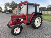 Tractor / Trekker International 633 2WD CABINE 3 CIL. STUURBEKRACHTIGING
