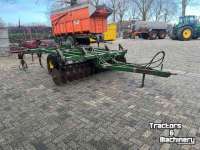 Cultivator John Deere kultivator getrokken 3.50 m , cultivator