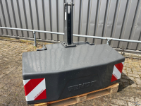 Overige machines voor weg-, berm-, en slootonderhoud  Fendt 2500kg frontgewicht