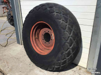 Wielen, Banden, Velgen & Afstandsringen Trelleborg 23.1-26 Tractor 409
