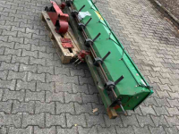 Zaaimachine Unia Zaaimachine 3 meter opbouw vleugelschaar cultivator
