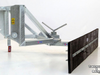 Overige tuin- en parkmachines en toebehoren Qmac 240 MECH SCHUIN MATBRO PINCONE