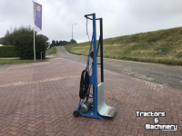 Overige inschuurmachines en toebehoren  Zakkenlift elecktrisch/hydraulisch