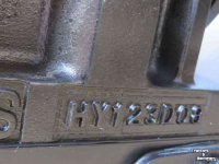 Maaidorser New Holland Hydro Pomp Combine CR940/960/970/980 Parts nr:87325072R
