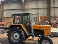 Tractor / Trekker Renault 551s