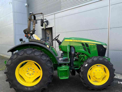 Traktoren John Deere 5058E 12F/12R PR
