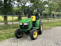 Smalspoor tractor John Deere 3038E