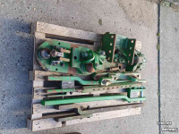 Gebruikte onderdelen van tractoren John Deere diverse trekhaken John Deere