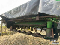 Maaier John Deere 320 & C228A