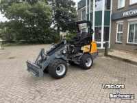 Shovel / Wiellader / Kniklader Giant G2300 HD xtra