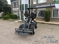 Shovel / Wiellader / Kniklader Giant G2300 HD xtra