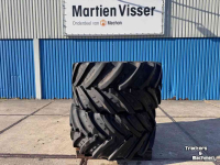 Wielen, Banden, Velgen & Afstandsringen BKT VF 710/55R30 95%