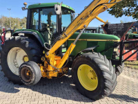 Tractor / Trekker John Deere 6810 PQ+, TLS, kruip, airco met Herder MBK135LSH maaiarm