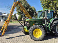 Tractor / Trekker John Deere 6810 PQ+, TLS, kruip, airco met Herder MBK135LSH maaiarm