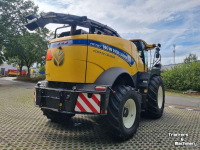 Veldhakselaar New Holland FR 780