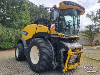 Veldhakselaar New Holland FR 780
