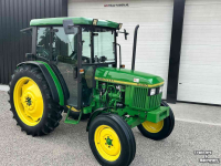 Tractor / Trekker John Deere 5400