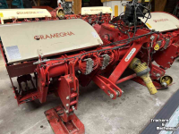 Spitmachine Gramegna 40 300 met smeersysteem en glijsloffen met spindel