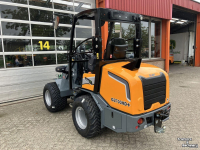 Shovel / Wiellader / Kniklader Giant G2700 HD+
