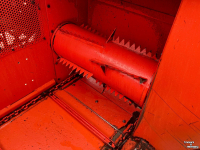 Voermengwagen Vertikaal Kuhn polycrok 2050