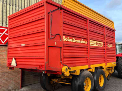 Opraapwagen Schuitemaker Rapide 125 S opraapwagen. Weidebouwmachines