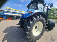 Tractor / Trekker New Holland T6080