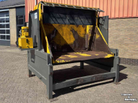 Kisten-kantelaar  Noble, VI 04, kistenleger, met bunker