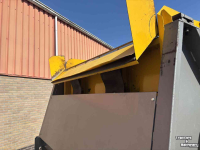 Kisten-kantelaar  Noble, VI 04, kistenleger, met bunker
