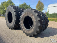 Wielen, Banden, Velgen & Afstandsringen  800/70R38 & 600/70R28