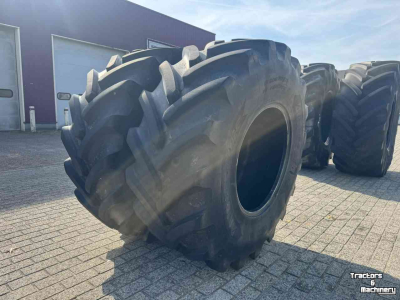 Wielen, Banden, Velgen & Afstandsringen  800/70R38 & 600/70R28